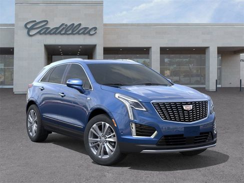 New 2026 Cadillac XT5 Premium Luxury w/ Driver Assist Package image 7