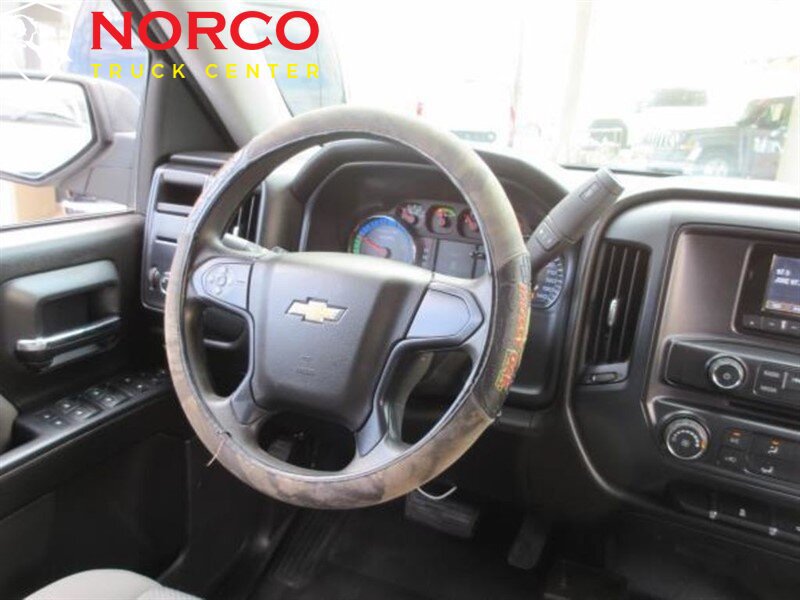 Used 2014 Chevrolet Silverado 1500 W/T AWD/4WD image 17