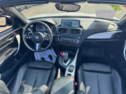 Used 2016 BMW M235i Convertible RWD image 19
