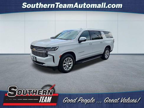 Used 2023 Chevrolet Suburban Premier AWD/4WD image 1