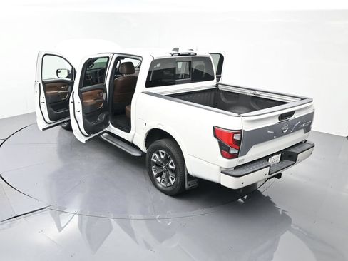 Used 2023 Nissan Titan Platinum Reserve w/ Off Road Protection Package AWD/4WD image 27