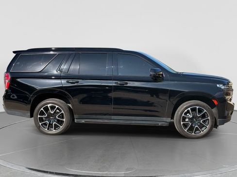 Used 2022 Chevrolet Tahoe RST w/ Luxury Package AWD/4WD image 2