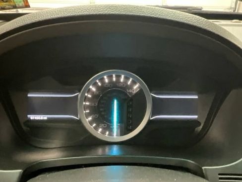 Used 2015 Ford Explorer XLT w/ Equipment Group 202A AWD/4WD image 9