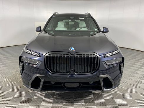 New 2026 BMW X7 xDrive40i image 3