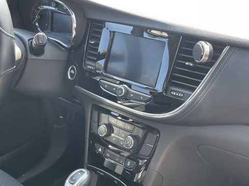 Used 2022 Buick Encore Preferred w/ Safety Package FWD image 6