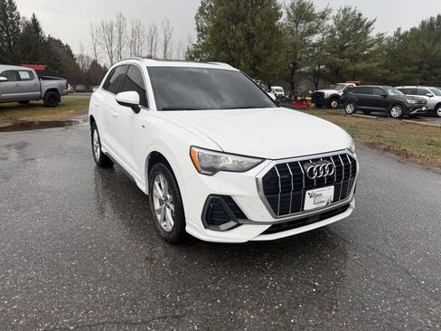 Used 2021 Audi Q3 2.0T Premium w/ Convenience Package AWD/4WD image 7