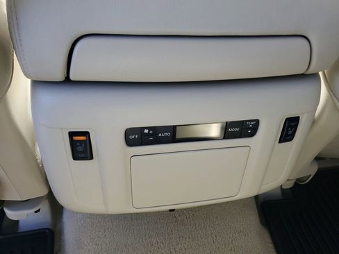 Used 2015 INFINITI QX80 4WD image 16