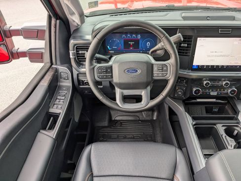 New 2025 Ford F350 Lariat image 12