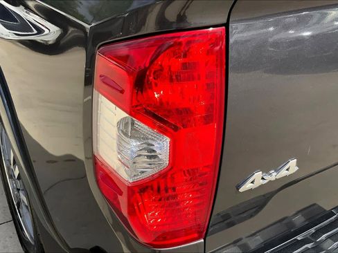 Used 2019 Toyota Tundra Platinum image 29