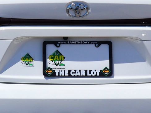 Used 2023 Toyota Corolla LE w/ Carpet Mat Package (TMS) FWD image 21