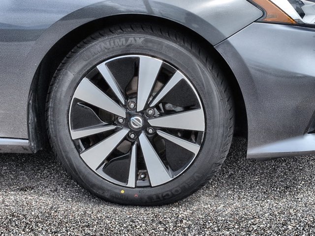 Used 2021 Nissan Altima 2.5 SV FWD image 12