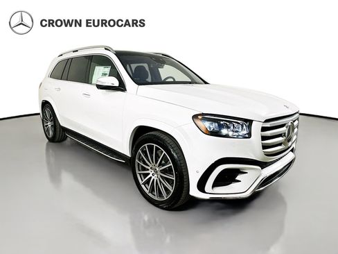 Used 2026 Mercedes-Benz GLS 580 4MATIC image 3