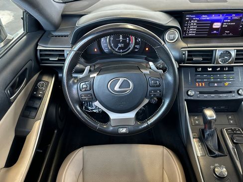 Used 2020 Lexus IS 300 F Sport w/ F Sport Package RWD image 13