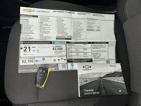 Certified 2023 Chevrolet Traverse LT image 17