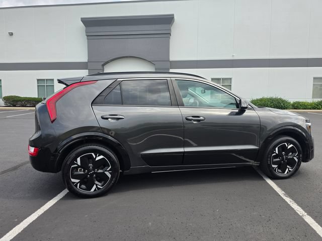 Used 2025 Kia Niro Wind w/ Wind Preserve Package FWD image 5