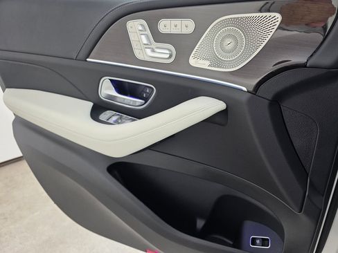 New 2026 Mercedes-Benz GLE 450 4MATIC image 17