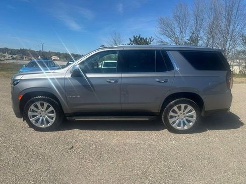 Used 2022 Chevrolet Tahoe Premier AWD/4WD image 2