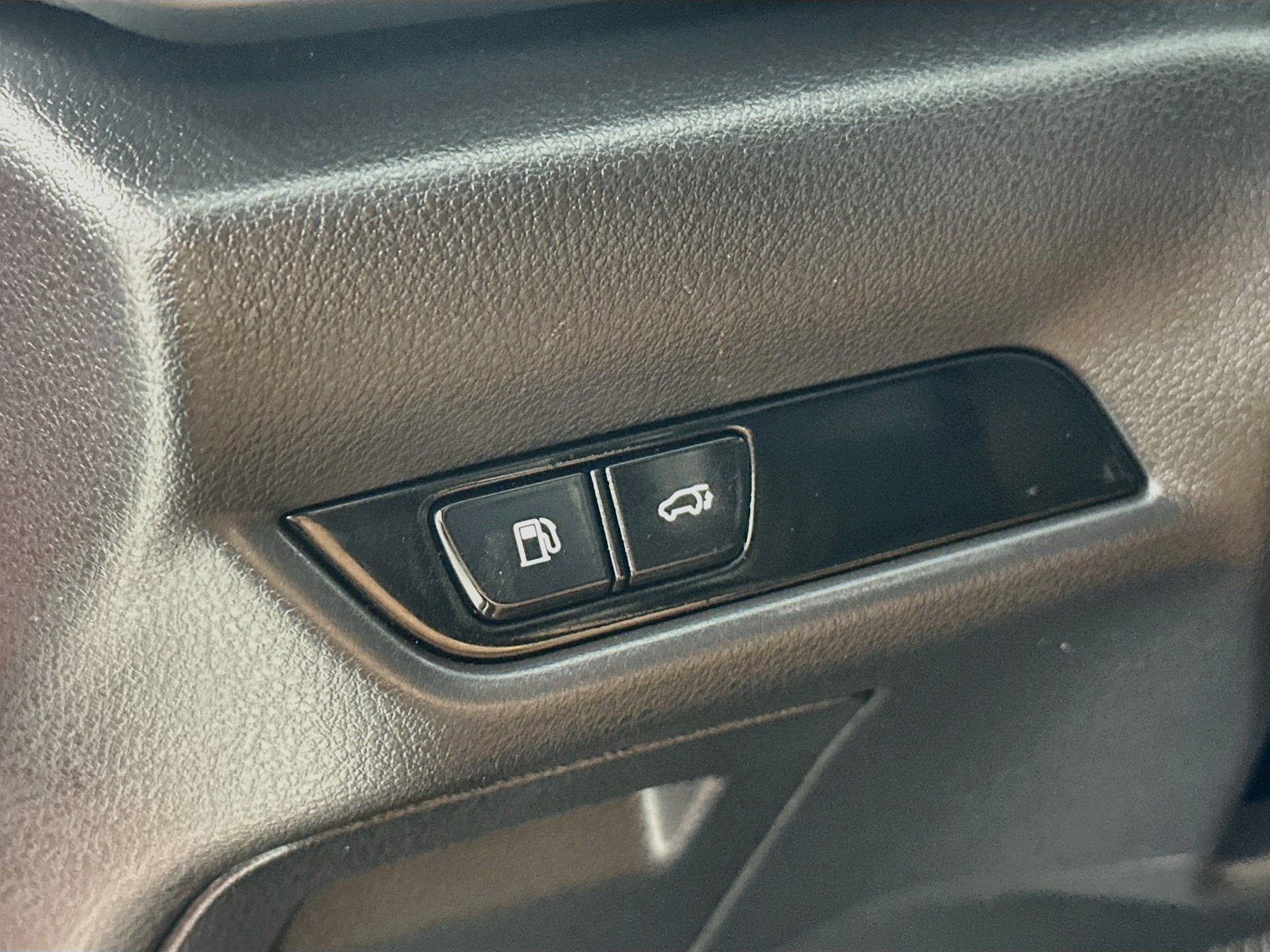 Used 2025 Lexus NX 250 FWD w/ Accessory Package (K3) image 10