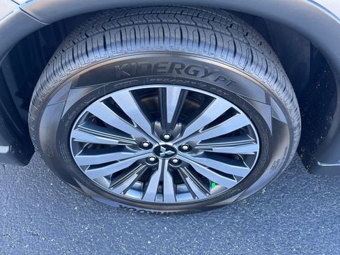 Used 2019 Mitsubishi Outlander SEL image 10