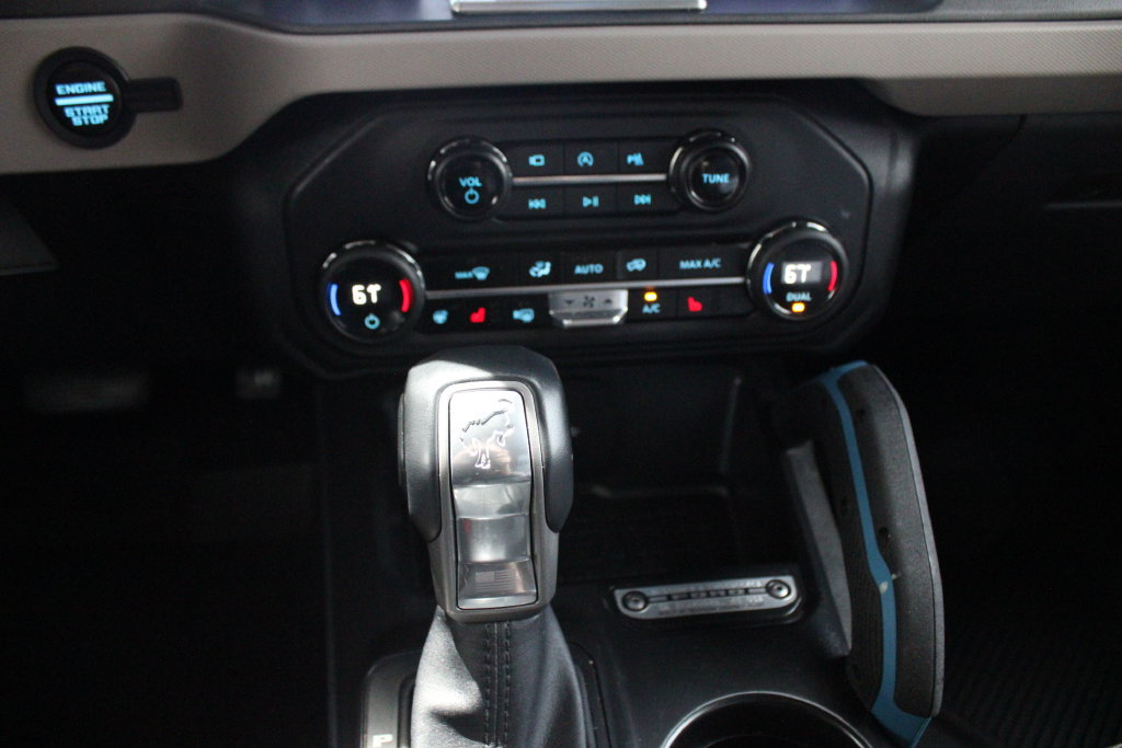 Used 2024 Ford Bronco Wildtrak AWD/4WD image 40