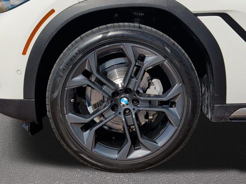Used 2022 BMW X6 xDrive40i AWD/4WD image 7