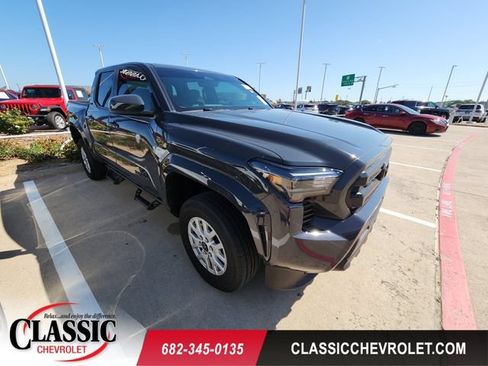 Used 2025 Toyota Tacoma SR5 RWD image 1