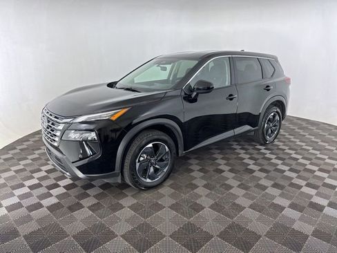 Used 2025 Nissan Rogue SV AWD/4WD image 4