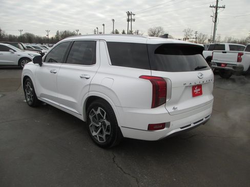 Used 2021 Hyundai Palisade Calligraphy image 6