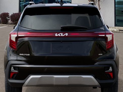 New 2026 Kia Seltos SX image 13