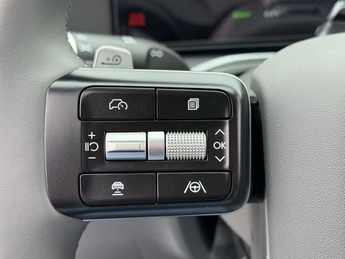 New 2026 Hyundai Ioniq 9 SEL image 15