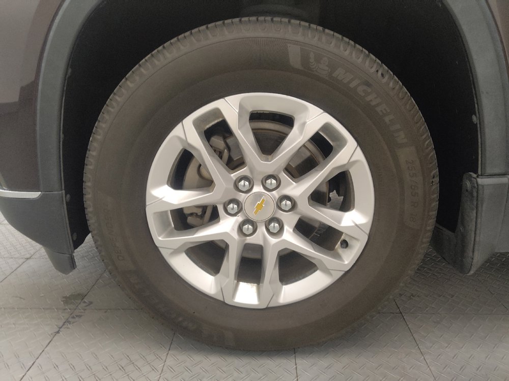 Used 2020 Chevrolet Traverse LT w/ LPO, Floor Liner Package AWD/4WD image 31