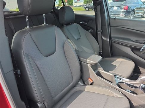 Certified 2022 Buick Encore GX Preferred w/ Cold Weather Comfort Package image 23