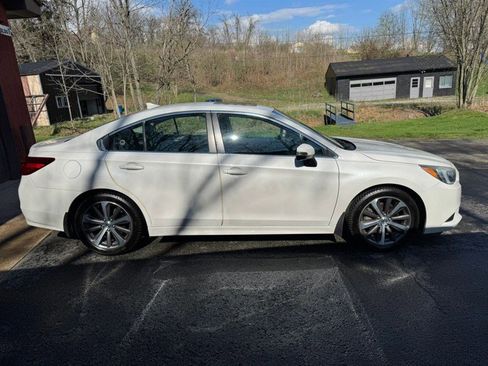 Used 2016 Subaru Legacy 3.6R Limited AWD/4WD image 8