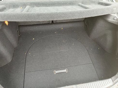 Used 2003 Hyundai Tiburon Base 2dr Hatchback image 20