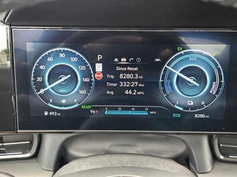 Certified 2025 Hyundai Elantra SEL FWD image 23