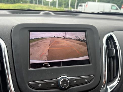 Used 2024 Chevrolet Equinox LT FWD image 24