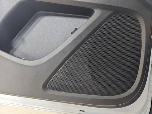 Certified 2023 Chevrolet Traverse LT w/ LPO, Floor Liner Package AWD/4WD image 36