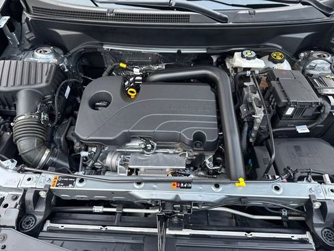 Used 2024 Chevrolet Equinox LT w/ LPO, Floor Liner Package image 25