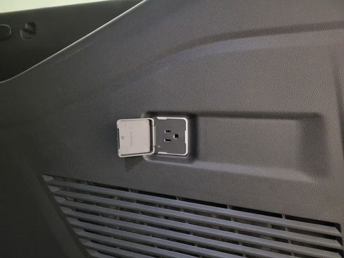 New 2026 Chevrolet Suburban LS image 2