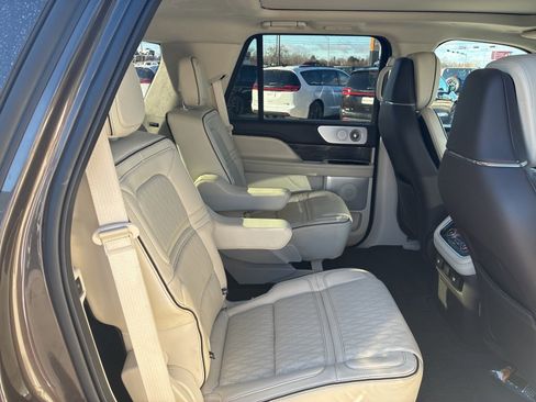 Used 2019 Lincoln Navigator Black Label w/ Cargo Package image 22