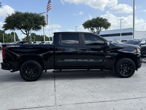 Used 2025 Chevrolet Silverado 1500 RST AWD/4WD image 3