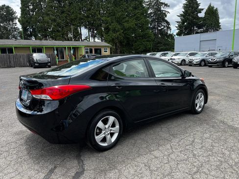 Used 2012 Hyundai Elantra GLS w/ Preferred Pkg 3 FWD image 3