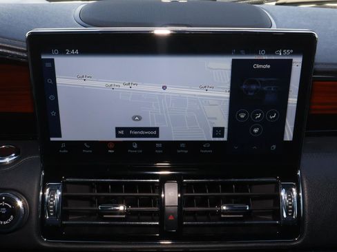 Used 2023 Lincoln Navigator Reserve image 32