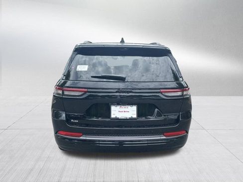 New 2026 Jeep Grand Cherokee Summit AWD/4WD image 6