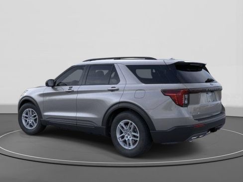 New 2026 Ford Explorer Active w/ Active Comfort Package RWD image 4