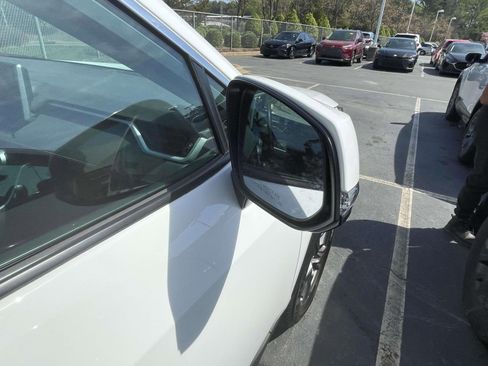 Used 2023 Toyota RAV4 XLE image 9