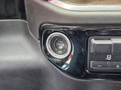 Used 2022 Chevrolet Silverado 1500 RST w/ RST All Star Premium Package AWD/4WD image 31