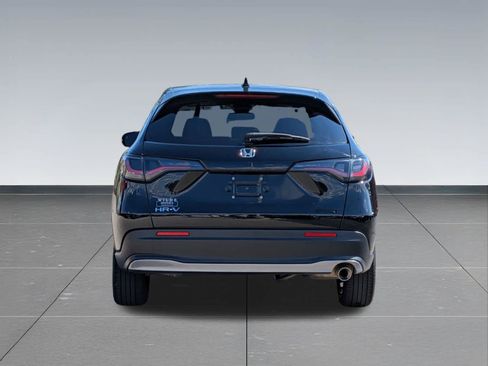 Certified 2024 Honda HR-V Sport image 4