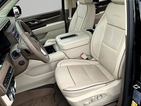 Used 2021 GMC Yukon XL Denali w/ Denali Ultimate Package AWD/4WD image 21