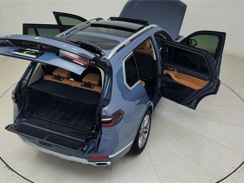 Used 2026 BMW X7 xDrive40i image 90